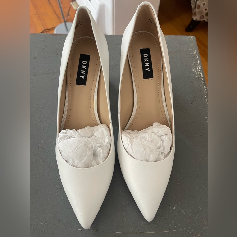 Dkny  heels, new without any use